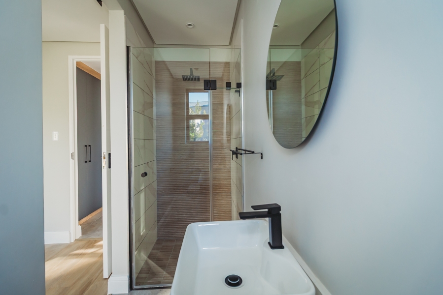 4 Bedroom Property for Sale in Kingswood Golf Estate Western Cape